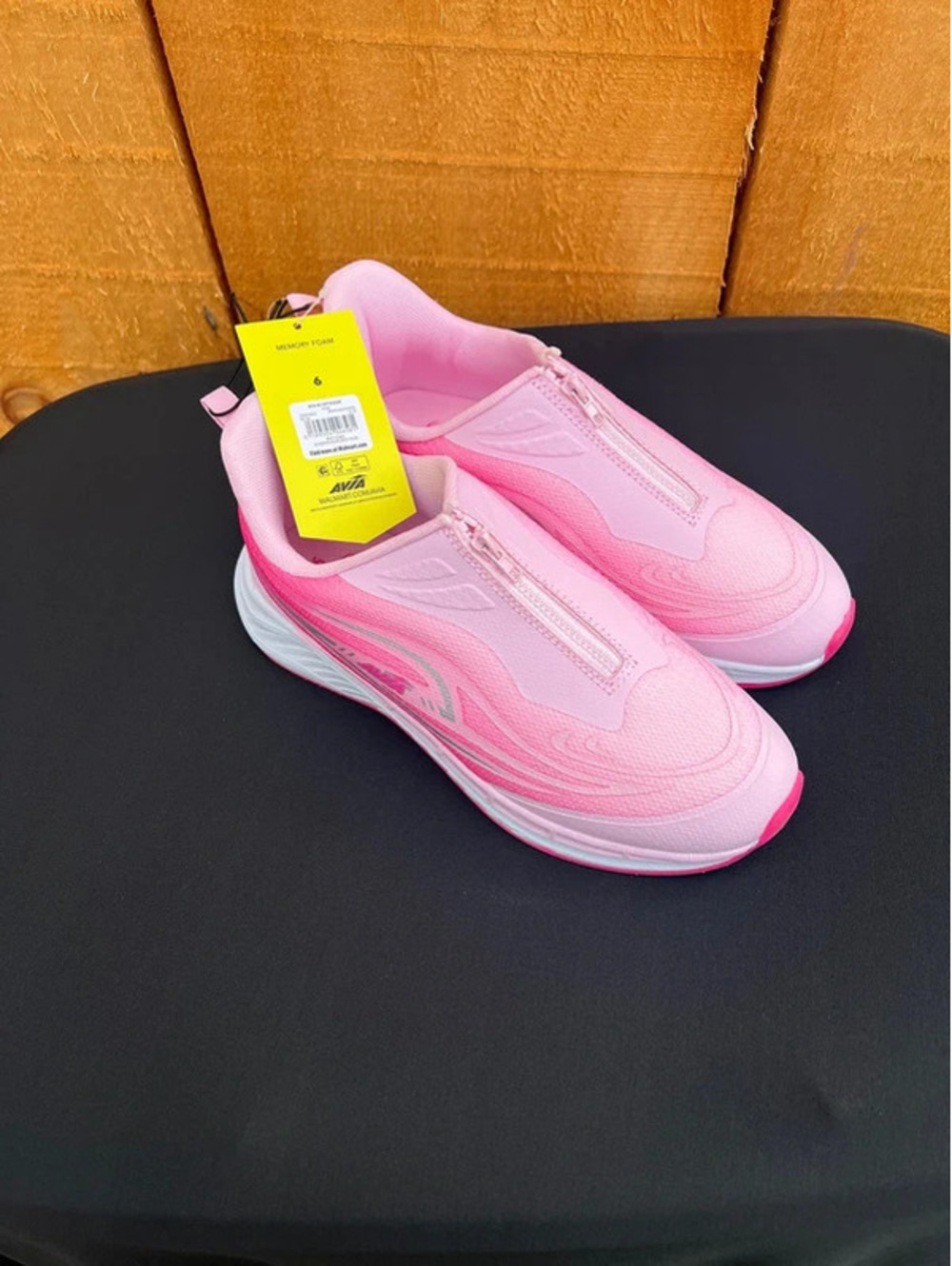 Women’s sneakers